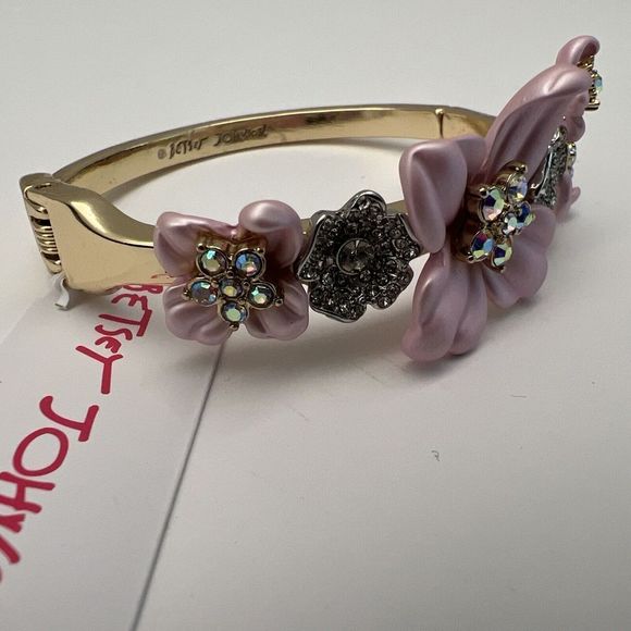 Betsy Johnson Pink Enamel AB Rhinestone Flower Hinge Bangle Bracelet - Picture 3 of 13